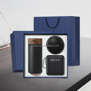 Juego de regalo de gama alta Artículos de promoción de regalo de lujo corporativo Frasco de 300ML + Altavoz + 10000mAh Cable incorporado Banco de energía portátil Juego de regalo - Product Image 1