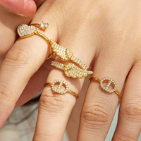 Set Cincin Hidung Babi Sayap Hati yang Dapat Ditumpuk, Baja Anti Karat Berlapis Emas 18K dengan CZ Pave, Paket Cincin Berlapis