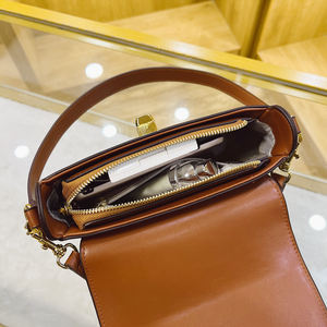 Sac à bandoulière rétro français pour femme, petit sac carré polyvalent en PU, imprimé style européen et américain, tendance et élégant, Style675 - Product Image 2