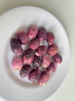 Gevriesdroogde Rode Druiven In Bulk Voor Het Bakken Van Niet-Gekonfijte Zoete Smaak Vriesdrogen Fruit Met Vacuümverpakking
