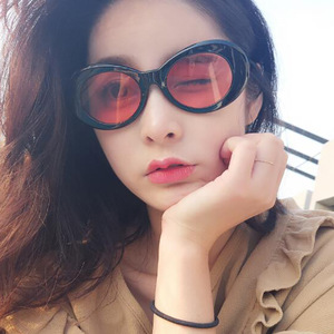 Gafas de sol ovaladas de moda unisex, color negro brillante, rojo océano, UV400, lentes AC ligeras tipo 3, F2-491 - Product Image 3