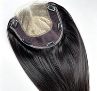 Expédition Rapide : Topper en dentelle à nœuds blanchis 8*10, Ligne de cheveux sans couture, Dentelle HD sur le devant et au dos, Tissage de cheveux humains bruts avec clips pour femmes