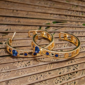 Bracelet de charme en strass creux de luxe, classique bohème, unisexe, réglable, ouverture en cuivre plaqué or 24 carats, élégant - Product Image 2