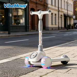 Trottinette pliable à 3 roues pour enfants avec musique et lumières, conception anti-basculement, construction en plastique durable pour les enfants de 3 ans et plus - Product Image 4