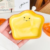 Assiette Créative en Céramique pour Snacks et Sauces – Design Jetable et Attrayant à Motifs de Dessins Animés pour Fêtes – Petit Plat Domestique de Grande Valeur