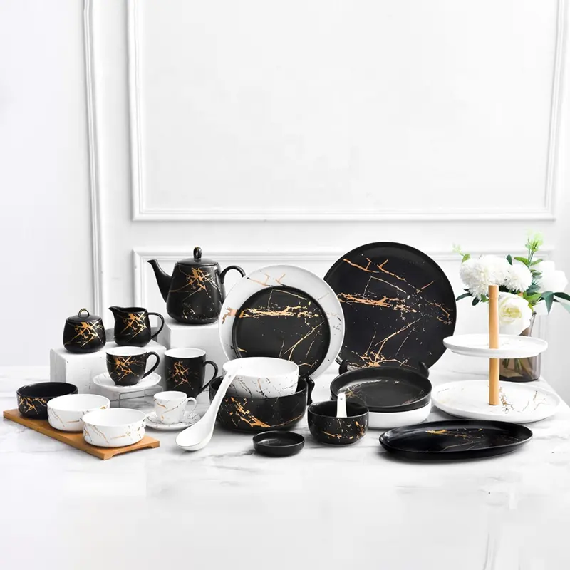 فرقعة الذهب تصميم رخيصة أدوات مائدة سيراميك تخصيص مجموعة عشاء الزفاف الصينية طقم شاي