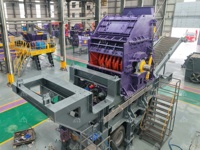 Broyeur mobile sur chenilles pour la ferraille d'aluminium, les jantes de voiture, les coques de voitures, les métaux de récupération, les appareils électroménagers, les tôles d'acier et les blocs moteur