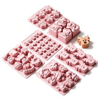 Moule en silicone HY sur le thème de Noël : flocon de neige, cerf, sapin de Noël, Père Noël pour gâteau, savon, chocolat, bougie, plâtre