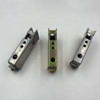 Roulettes de bas de porte coulissante en aluminium et nylon modernes et personnalisées pour placards