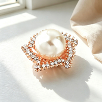 Broche de Flor con Perlas y Diamantes de Imitación, Tono Plateado, Circular, para Mujeres, Bufandas, Vestidos y Decoración de Bodas