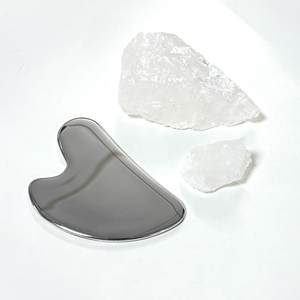 Custom Logo High Quality Heart-shaped 304 Stainless Steel Guasha Board - Product Image 2