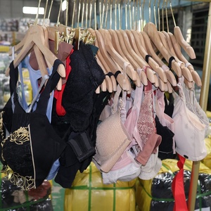 Reggiseni Usati di Alta Qualità all'Ingrosso, Biancheria Intima Sportiva in Cotone, Felpe - Product Image 6