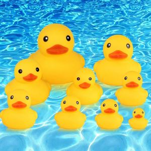 Juguete de Plástico para Niños con Logotipo Personalizado, Color Amarillo, para Jugar en el Agua, con Sonido Fuerte y Fuente de Agua 1-9 Patos - Product Image 1