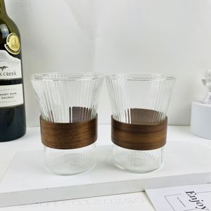 <span class=keywords><strong>Tasse</strong></span> <span class=keywords><strong>en</strong></span> verre nervuré à rayures verticales de style japonais de 300ml 10oz <span class=keywords><strong>tasse</strong></span> à café goutte à goutte avec manchon <span class=keywords><strong>en</strong></span> <span class=keywords><strong>bois</strong></span> - Product Image 4