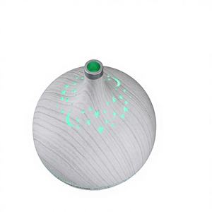 Diffuseur d'aromathérapie à grain de bois Star Moon, humidificateur ultrasonique de 400ml avec lumière LED pour usage domestique et commercial - Product Image 2