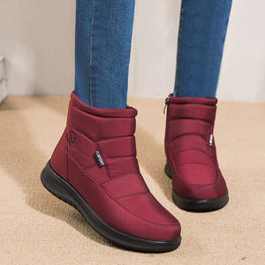 Nuevas Botas de Invierno para Mujer, Forro de Malla de Piel Vacuna, Tacón Plano, Altura Media, Tallas Grandes, Estilo Casual para Mamá - Product Image 3