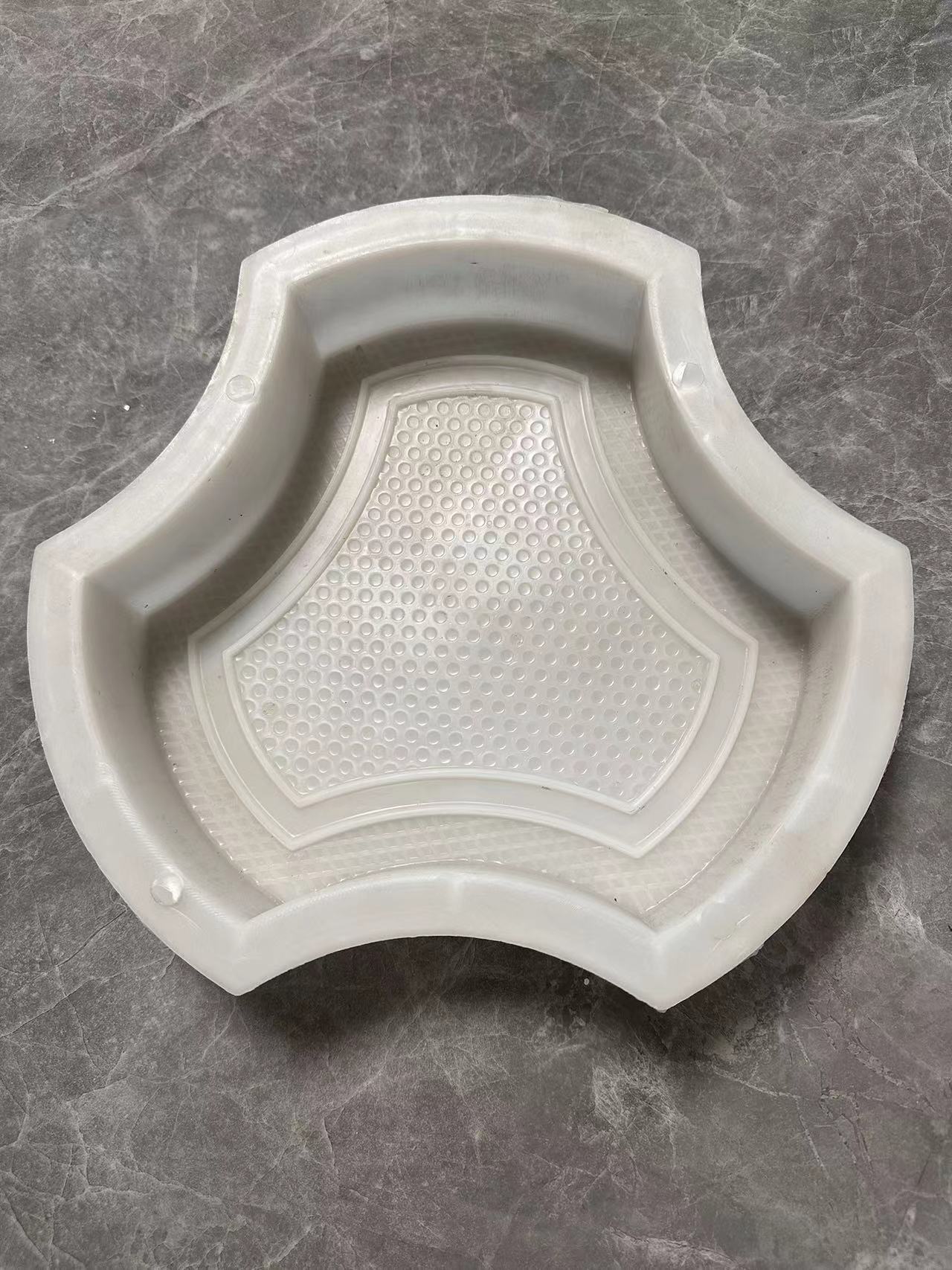 30*30*5cm