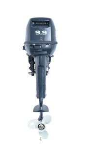 Motor Marino de Alta Calidad de 9.8 HP, Refrigerado por Agua, de 2 Tiempos y Eje Corto para Embarcaciones Inflables - Product Image 1