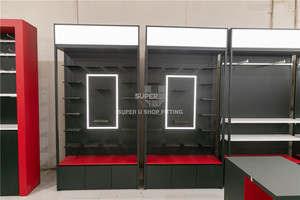 Meubles de présentation pour magasin de badminton rouge - Comptoir de vente au détail, étagères murales et rayonnages LED pour boutique de sport - Product Image 3