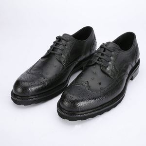 Nouvelles chaussures pour hommes extra-larges - Chaussures de mariage de haute qualité à bout carré, imperméables, rehaussantes et durables - Product Image 1