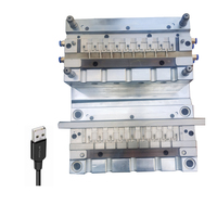 La machine verticale de moulage par injection configurée sur mesure partie les moules de injection en plastique de câble de HDMI DP USB