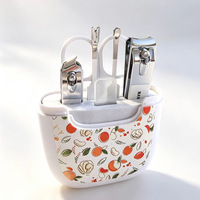 Set de Manicura Miniatura con Diseño de Dibujos Animados, Herramientas Básicas de Cuidado de Uñas de Acero Inoxidable, Estuche Portátil de Plástico para Viajes, Ideal para Estudiantes y Hogar