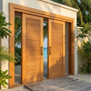 Puertas Dobles de Entrada Exteriores de Madera de Teca y Caoba Maciza con Listones Horizontales - Product Image 5