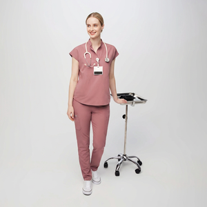 Set di Uniformi Ospedaliere Baiyi Angel OEM, Abiti e Pantaloni in Tessuto Elasticizzato/Poliestere, Unisex, Antipiega, Vendita all'Ingrosso - Product Image 1