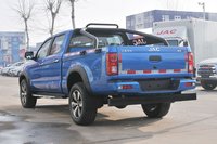 Camioneta con motor diésel 2022 AWD RHD T8, camioneta de doble cabina
