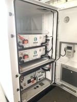 Système de stockage d'énergie commercial et industriel à batterie LFP refroidie par liquide 96kWh 104kWh 144kWh 156kWh 193kWh 209kWh 241kWh 261kWh OEM