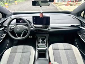Usado, 2022, para ID.4 Crozz, SUV de 5 puertas y 5 asientos, con volante a la izquierda, asientos de cuero, interior oscuro, neumáticos R19, emisiones ID.4 VI - Product Image 6