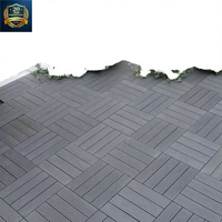 Dalles de terrasse en WPC composite 300x300mm, carrées, modernes, antidérapantes, imperméables, à emboîtement, effet bois, pour véranda et patio extérieur