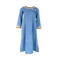 Robes pour filles en jean délavé bleu clair, maxi, avec col arc-en-ciel, patch nuage perlé, fente, vente en gros de vêtements pour enfants