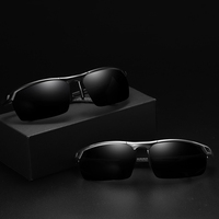 Lunettes de soleil polarisées ovales en métal pour hommes, idéales pour le cyclisme en extérieur, la conduite et la vision nocturne - Vente en gros 8550