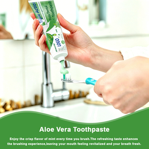<span class=keywords><strong>Pasta</strong></span> Dental Natural <span class=keywords><strong>de</strong></span> Menta y Aloe Vera <span class=keywords><strong>de</strong></span> 100g a Precio <span class=keywords><strong>de</strong></span> Fábrica <span class=keywords><strong>para</strong></span> <span class=keywords><strong>Blanquear</strong></span> <span class=keywords><strong>los</strong></span> <span class=keywords><strong>Dientes</strong></span> y Refrescar el Aliento, Cuidado Personal Herbal <span class=keywords><strong>para</strong></span> Uso Doméstico - Product Image 4