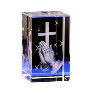 3D laser geätztes Kristall kreuz Jesus Christus Kristall würfel Kristall religiöse Geschenke zum Gravieren - Product Image 1