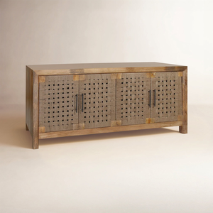 Aparador de madera maciza artesanal con paneles decorativos grabados y superficie de acabado liso para presentación en la comedor. - Product Image 2