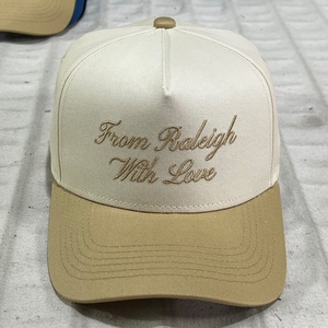 Casquette de baseball structurée <span class=keywords><strong>à</strong></span> 5 panneaux en coton OEM, nouvelle collection, colorée, avec broderie personnalisée 'Forever Ever Love' <span class=keywords><strong>pour</strong></span> mariage - Product Image 4