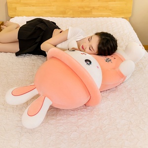 Peluche Coniglio Cyber Red Bottle per Bambine, Cuscino per Dormire, Imbottitura in Cotone PP, Età 5-7 Anni, Confezione in Sacchetto di Rete - Product Image 3