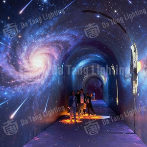 Équipement de projection holographique extérieur commercial pour spectacles événementiels et affichage publicitaire avec effets visuels dynamiques - Product Image 6