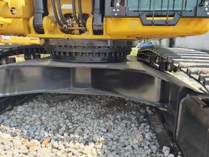 Excavadora de cadenas hidráulica de 45 toneladas para 345, con cazo de excavación de 1.0m de capacidad, modelo 2024, 123 kW de potencia, 45000 kg - Product Image 3