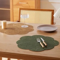 Napperons ronds tressés en jute pour la décoration de tables de restaurant ou de café, disponibles en gros à prix d'exportation