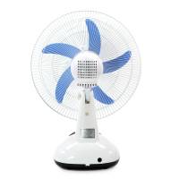 Ventilateur de table portable de 16 pouces rechargeable à l'énergie solaire, exporté en Asie du Sud-Est, avec panneaux solaires et lumières LED