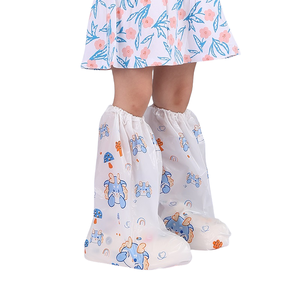 Diskon besar penutup sepatu anak-anak antiair portabel antifouling kelinci lipat universal tebal kartun dinosaurus - Product Image 1