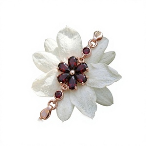 Romantic Flower Shape Silver Plated Bezel Setting Unisex <b>Bracelet</b> Jewelry Gift - Product Image 1