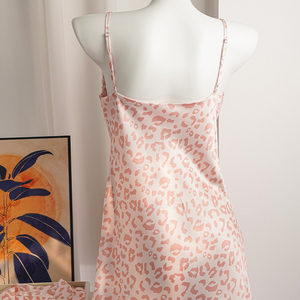 Vestido y Camisón con tirantes de seda helada para mujer para el verano de 2025, nueva ropa sexy con estampado de leopardo para regalar a las novias - Product Image 5