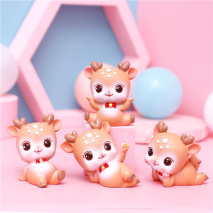 Adornos de ciervo perfumados de Yulu, lindos y creativos, para la consola central del coche, artículos de decoración. - Product Image 1