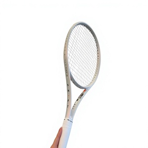 Raqueta de Tenis Wilson Pro Staff 97 Negra con Logotipo W Rojo - Product Image 2