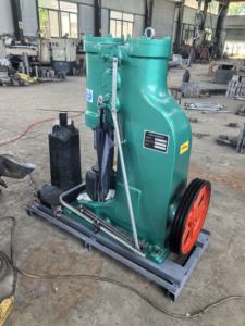 Martillo de Herrería Profesional, Potente Martillo Neumático de Forja con Motor de 2.2HP 220V, Fácil de Operar - Product Image 3