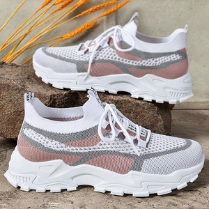 Chaussures de sport personnalisables en gros, nouvelle mode, chaussures de marche décontractées pour femmes, légères et respirantes, fabriquées en Chine - Product Image 2